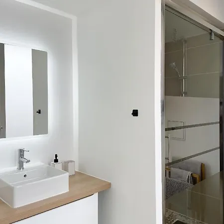 Apartment Hyper Centre, Balcon, Emplacement & Vue Incroyable, Spacieux