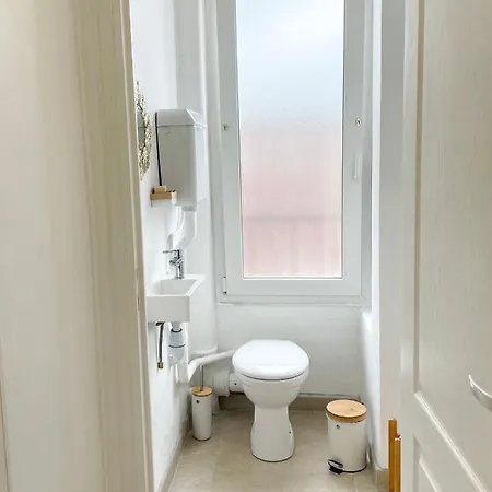 Apartment Hyper Centre, Balcon, Emplacement & Vue Incroyable, Spacieux