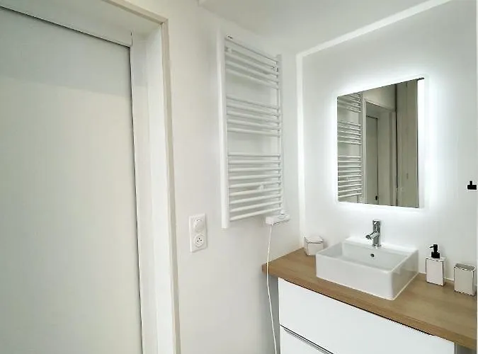 Hyper Centre, Balcon, Emplacement & Vue Incroyable, Spacieux