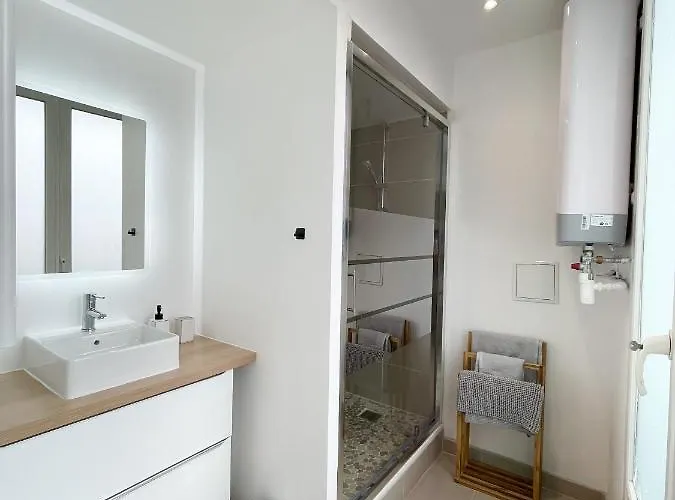 Hyper Centre, Balcon, Emplacement & Vue Incroyable, Spacieux